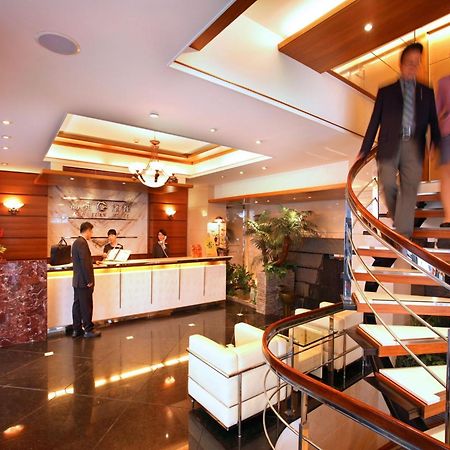 Kao Yuan Hotel - Zhong Shan Taichung Exterior photo