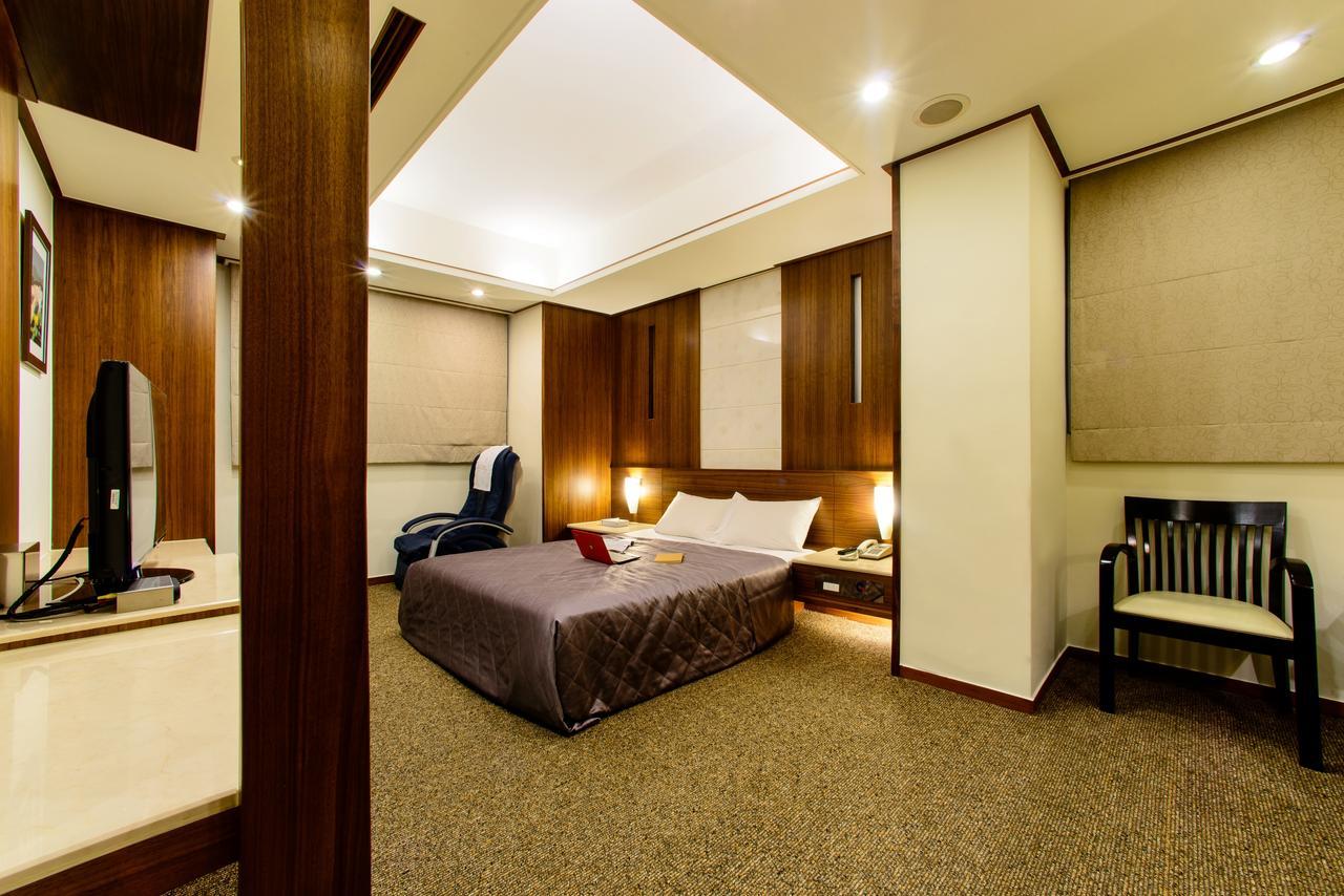Kao Yuan Hotel - Zhong Shan Taichung Exterior photo