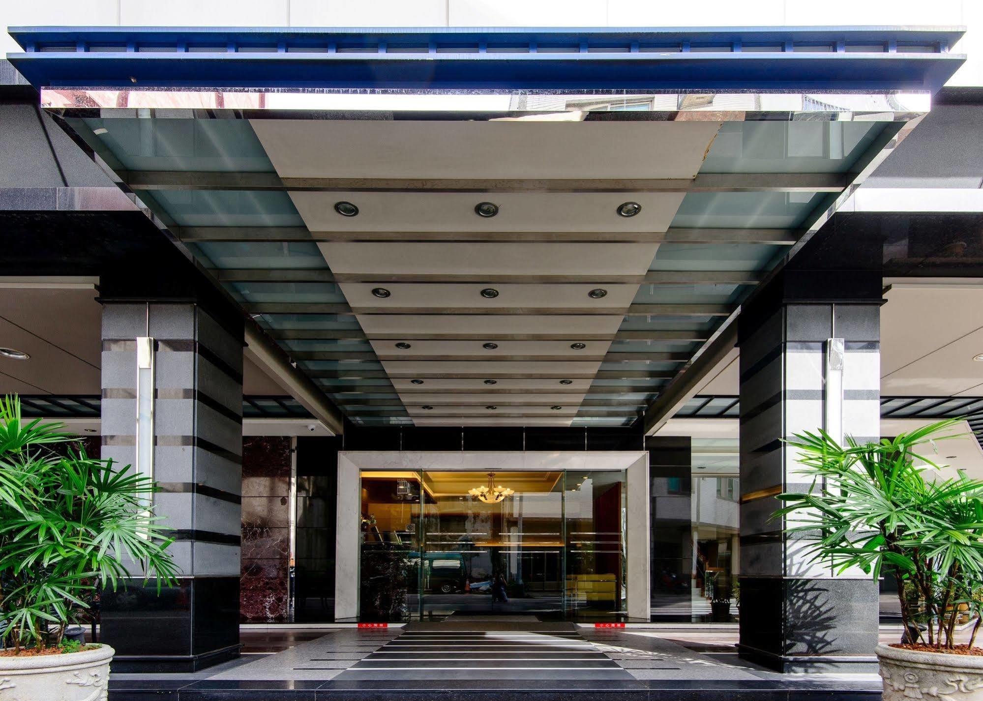 Kao Yuan Hotel - Zhong Shan Taichung Exterior photo