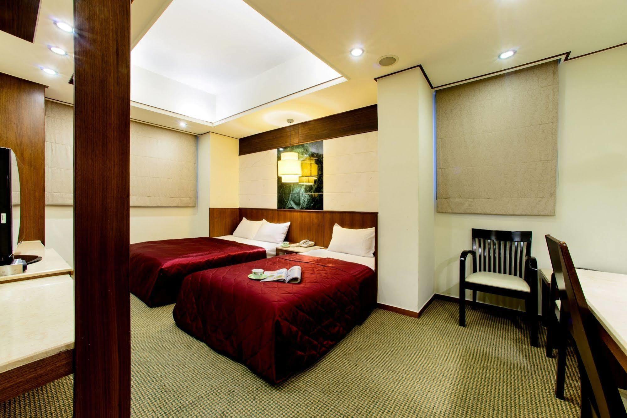 Kao Yuan Hotel - Zhong Shan Taichung Exterior photo